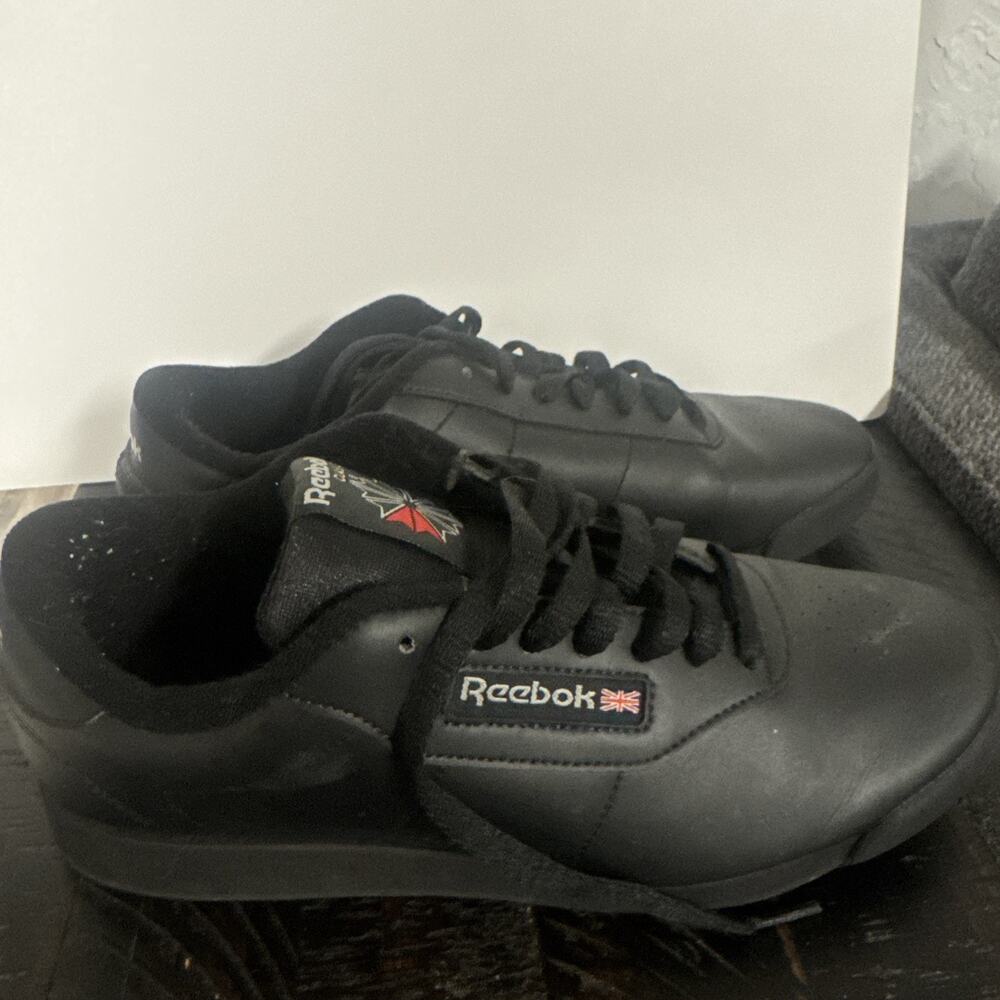 US Size 10 - Reebok Classic Black Shoes
